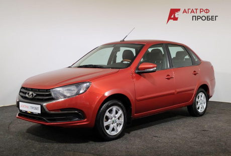 LADA Granta седан 2020 года с пробегом 110 681 км