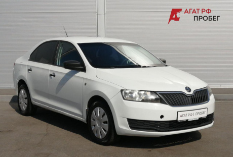 ŠKODA Rapid 2014 года с пробегом 175 000 км