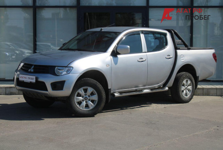 Mitsubishi L200 2013 года с пробегом 215 623 км