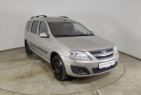 LADA Largus универсал (5м) 2017 года с пробегом 205 000 км