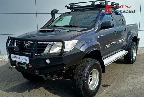 Toyota Hilux 2014 года с пробегом 157 355 км