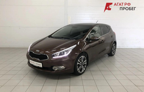 Kia Cee'd 2013 года с пробегом 146 552 км, фото 1
