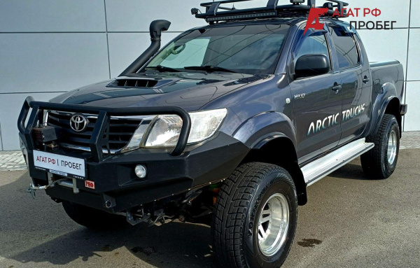 Toyota Hilux 2014 года с пробегом 157 355 км, фото 1